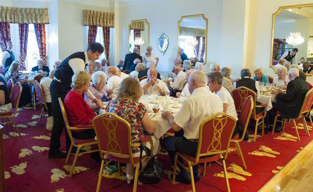 Albany Lions Hotel Tournoi d'Tournoi d'Eastbourne Extérieur photo